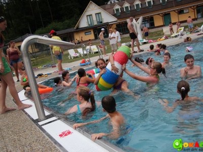 vonkajší bazén  wellness hotel Remata
